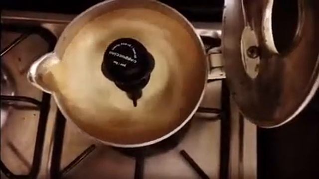 Bialetti Mukka Express Capuccino Test - the best way to drink a Coffee!! смотреть онлайн