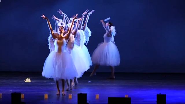 MERRY CHRISTMAS - ANGELS FROM THE REALMS OF GLORY  - Giovanni Marradi