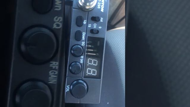 Luiton LT-298 CB Radio + RoadPro RP-707 TruckSpec TS-82FL Magnetic Mount CB Antenna Tests Part 2 смотреть онлайн