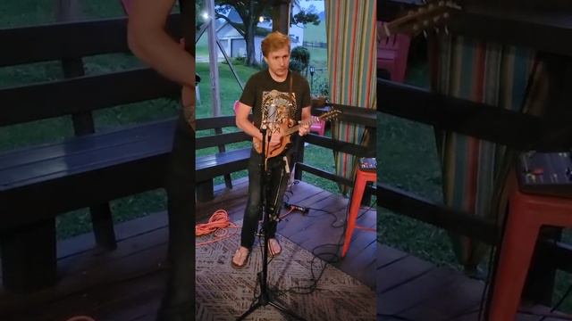 Chris Jones playing Brown Eyed Women by The Grateful Dead @Short Story Brewing Co. 8/11/22 смотреть онлайн