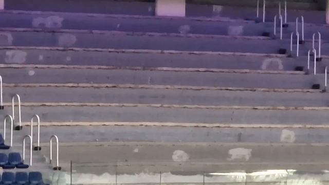 NUEVOS CAMBIOS de ASIENTOS 💺 RECOGIENDO el CÉSPED 🍀 Obras Santiago Bernabéu 18/12/2023 🚧 смотреть онлайн