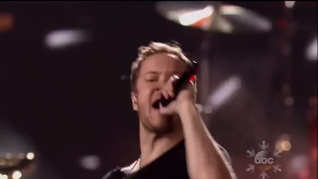 Imagine Dragons - Radioactive Drum Solo - Guitar Solo Live At AMA American Music Awards