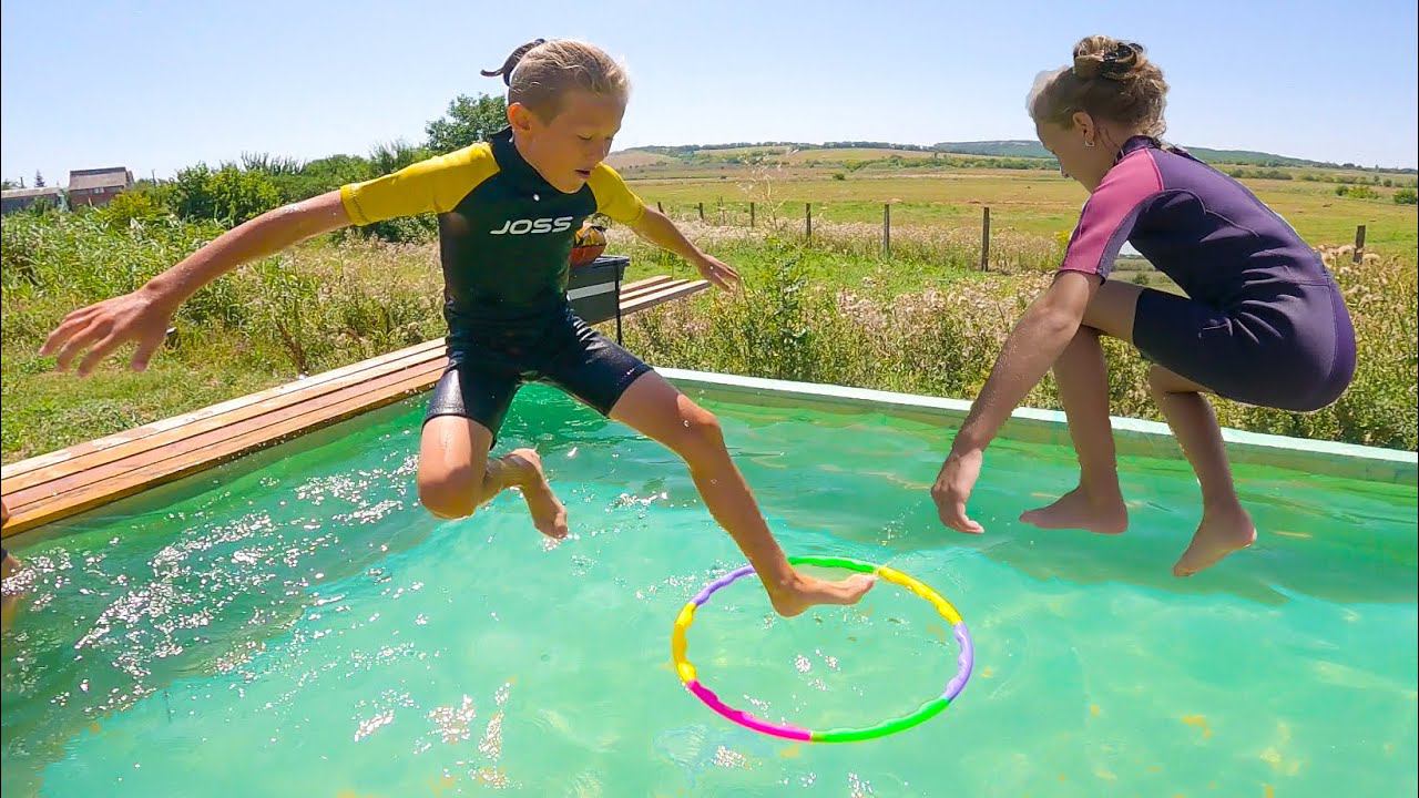 Диана и Даня устроили соревнования в Бассейне. Манкиту Челлендж смотреть онлайн