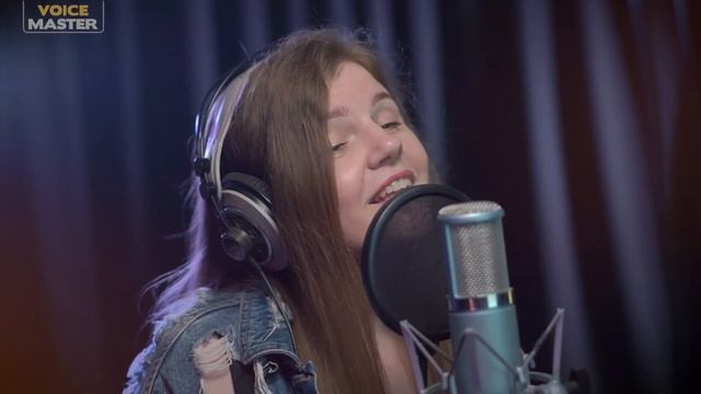 Виктория Аграмакова - Счастье (муз. Алексея Чумакова, сл. Константина Арсенева) смотреть онлайн