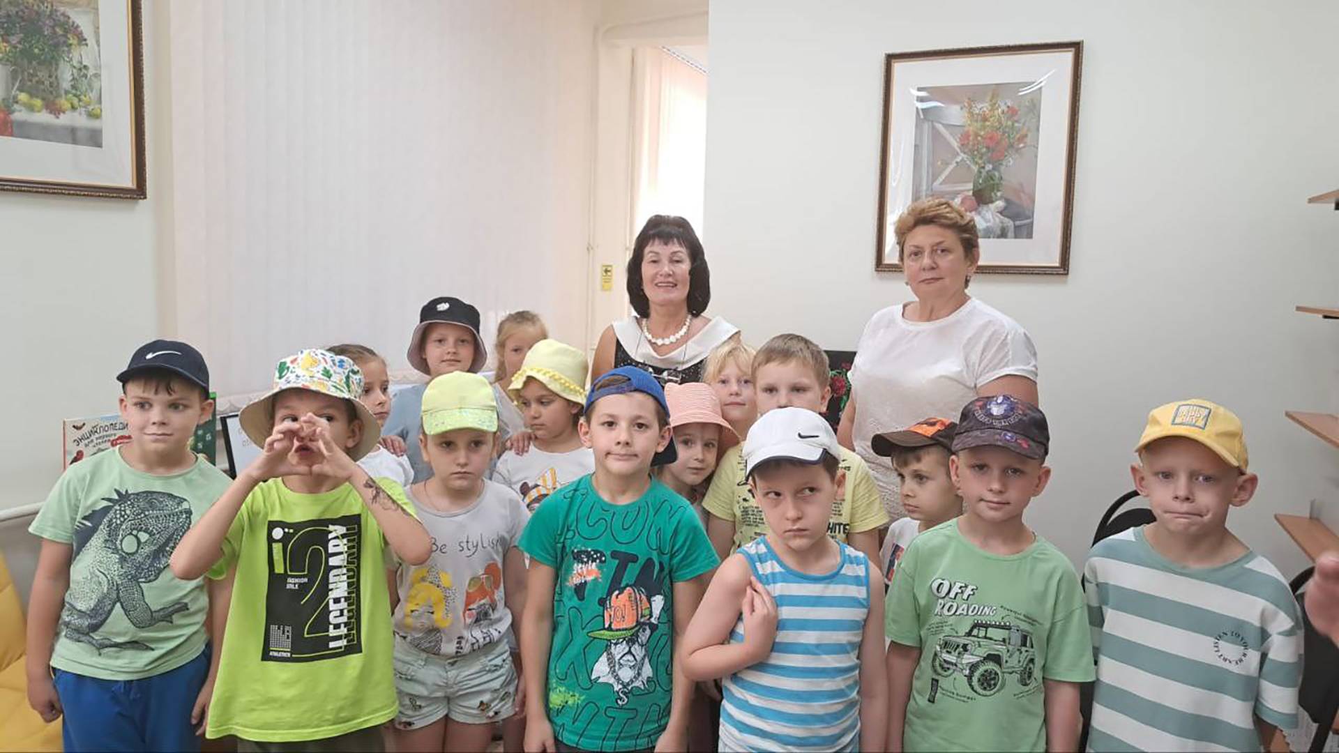 «Открывая книгу – открываю мир» в детской библиотеке № 10 города Сочи. смотреть онлайн