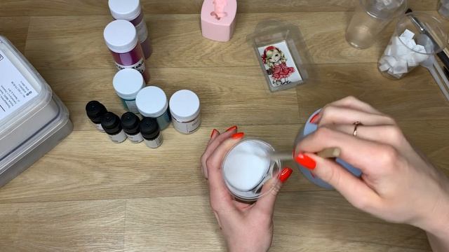 Тестирую новую долгозастываюшую основу SOAPLABS/Пробую отдушки и перламутры/Мыловарение/Soap