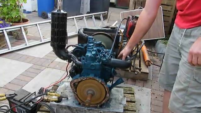 Kubota 2 Cylinder Engine Diesel Start/ Stop