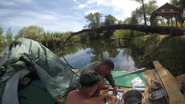 Плот на металлических бочках постройка своими руками и сплав по реке смотреть онлайн