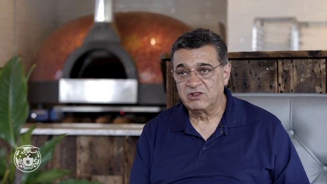 Woodgrain Neapolitan Pizzeria смотреть онлайн