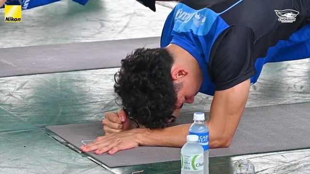 SHARKS Inside Training смотреть онлайн