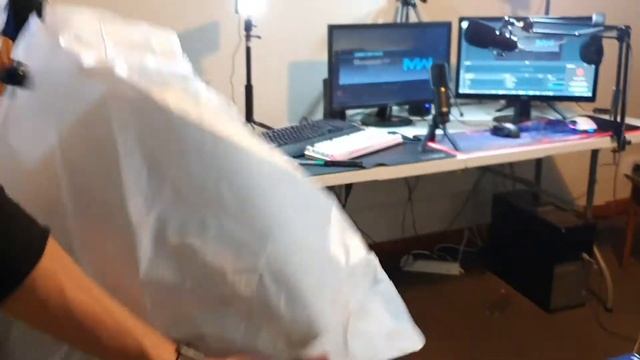 Got A New Monitor смотреть онлайн