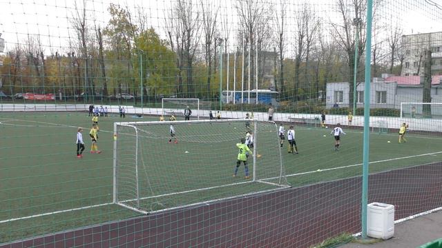 Смена2-Москвич 2006 г.р. (3-1) 2-й тайм, ч.2. 05.10.2016 смотреть онлайн