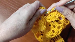 Ажурная, летняя шапочка крючком. Подробное видео для начинающих.