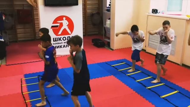 Бокс в Школе боевых искусств Анатолия Чиканчи смотреть онлайн