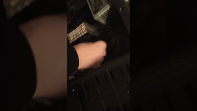 VGA НЕТ СИГНАЛА (РЕШЕНИЕ ПРОБЛЕМЫ ) смотреть онлайн