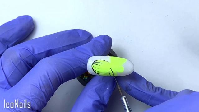 Как нарисовать бабочку на ногтях? Дизайн ногтей с бабочками и стразами Nail Art by Leo Nails 2020