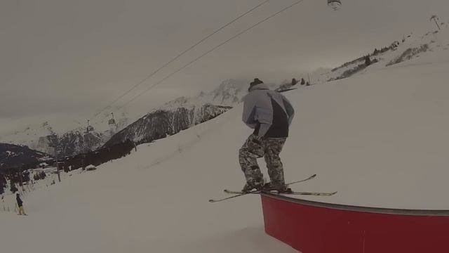 The Roots Riders // Family Park смотреть онлайн