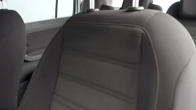 VOLKSWAGEN TOURAN 2.0 TDI COMFORTLINE DSG ACC - D1 Cars.int