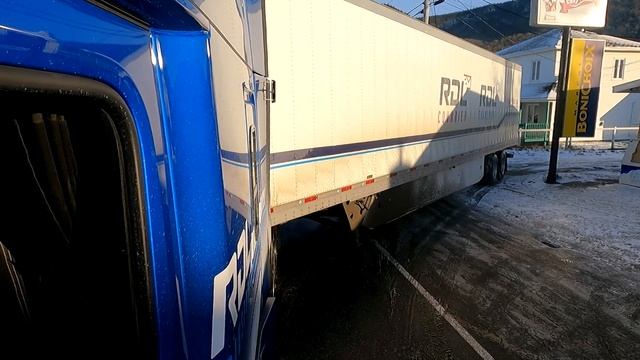 Gaspésie et petite vue d'la Baie смотреть онлайн