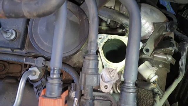 Santa Fe CM2 AGR Ventil abmontieren. Санта Фе ЕГР Клапан Как легко достать? смотреть онлайн