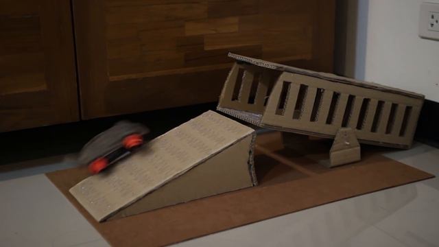 Сделайте интеллектуальную ловушку для мыши с использованием картона смотреть онлайн