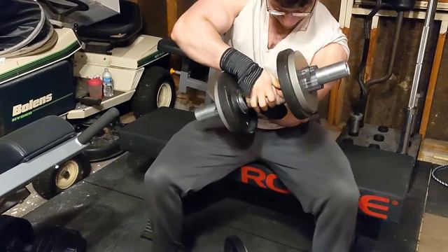 45 lbs (20 kg) Arnold curls for 10 смотреть онлайн
