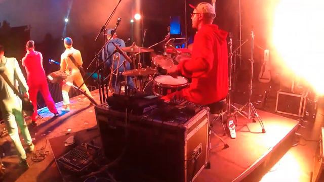 Макс Барских - Танцевать\ cover band Дебош смотреть онлайн