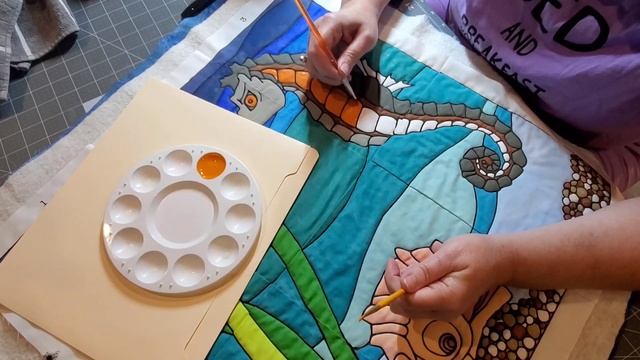 Painting on Fabric & Quilts.....so much fun!! Seahorse paint by numbers quilt demo смотреть онлайн