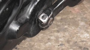 Как открутить сломанный болт на скутере