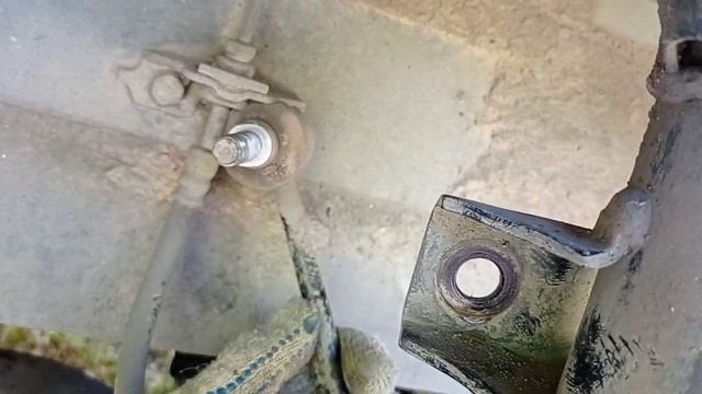 Hyundai Grand Starex 4WD e6: стучат стойки стабилизатора, стук в подвеске. Knocking car suspension. смотреть онлайн