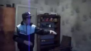 танец в стиле робот 2