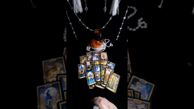 Почему молчит???Будет ли появляется ??? смотреть онлайн