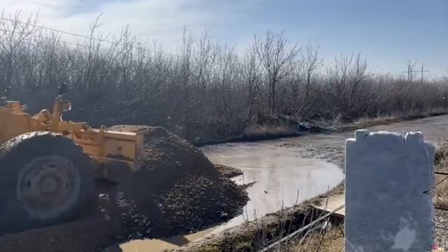 В Невинномысске благоустроили дорогу на городском кладбище! смотреть онлайн