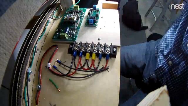 18 - Command Station and CIrcuit Breaker Node Wiring смотреть онлайн