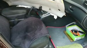 Перетяжка потолка Toyota Avensis