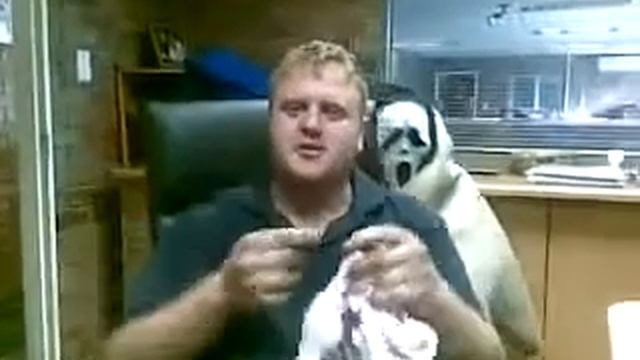 Страшный розыгрыш! смотреть онлайн