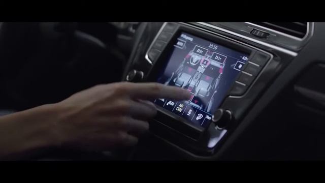НОВЫЙ Volkswagen Tiguan с трёхзонным климат контролем и подогревом задних сидени смотреть онлайн