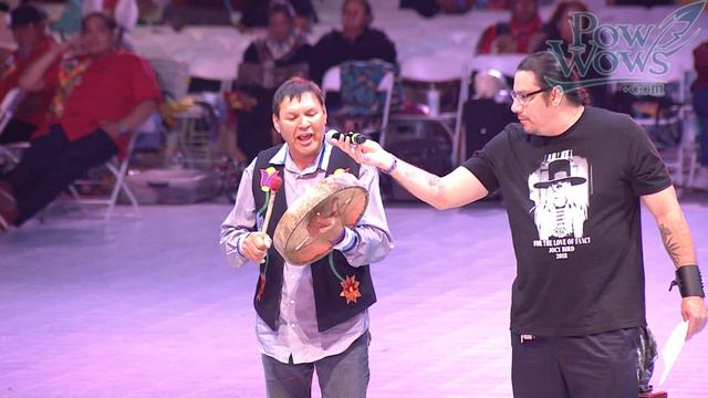 Harvey Dreaver Hand Drum Song - 2018 Gathering of Nations Pow Wow смотреть онлайн