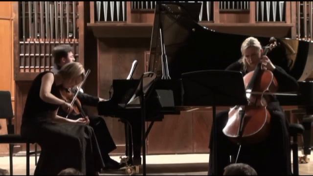 Alexander Kobrin: Beethoven - Piano Trio No.5 in D major, Op.70 No.1 смотреть онлайн