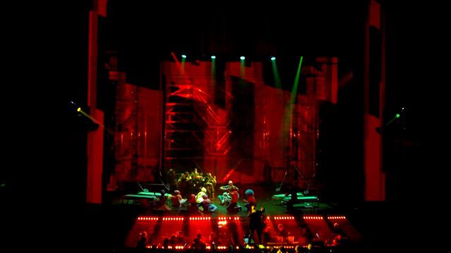 Мюзикл "Зомби Зомби Зомби" смотреть онлайн