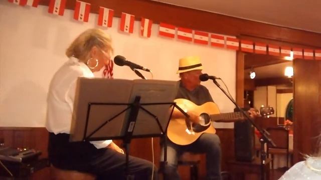 Apresentação de Renate Müller (voz) & Fred Lamprecht (voz e violão) - Video 02 смотреть онлайн