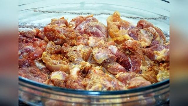 Курица с ананасом и сыром в духовке смотреть онлайн
