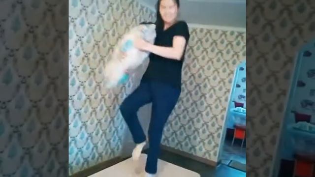 когда дома никого нет #приколы #вайны смотреть онлайн