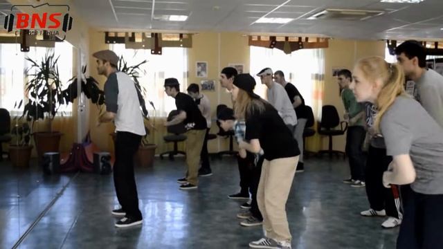 RAMON POPPING SESSION in Tagil City смотреть онлайн