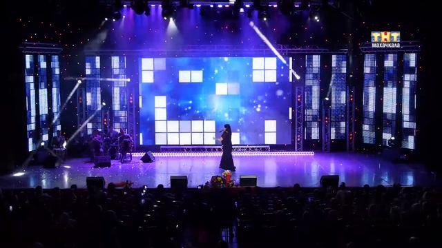 ЛЕЙЛА АЛИЕВА ШИКАРНАЯ ПЕСНЯ смотреть онлайн