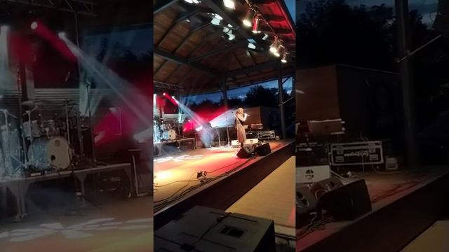 Ilona Csáková & band - Cesta rájem live смотреть онлайн