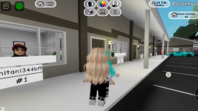 I was doing my daily routine but all gone wrong there was a ghost in my house roblox brookhaven?? смотреть онлайн