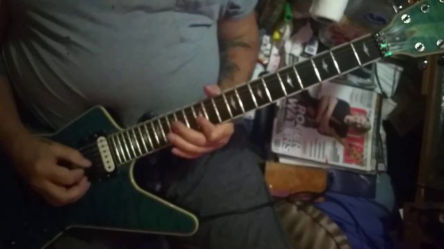 playing my 2013 Dean Custom run Switchblade ML.. with a Bill Lawrence L500XL in the bridge. playin смотреть онлайн