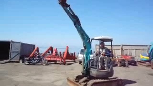 ЭКСКАВАТОР KOBELCO SK 25 SR-2