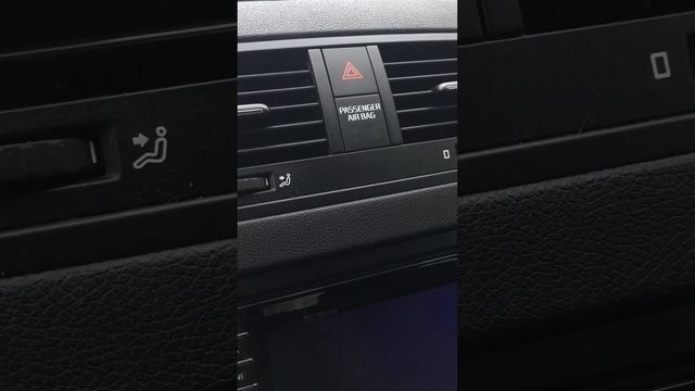 Свист в Шкода Йети смотреть онлайн